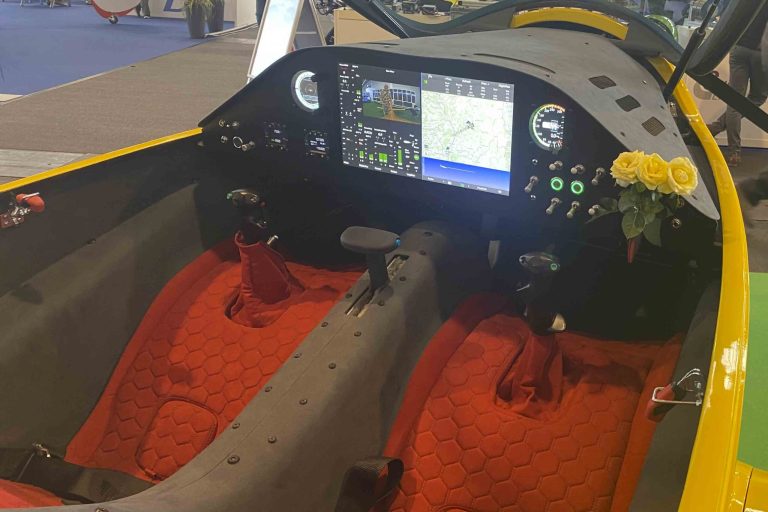 et-cockpit-new-8892-scaled